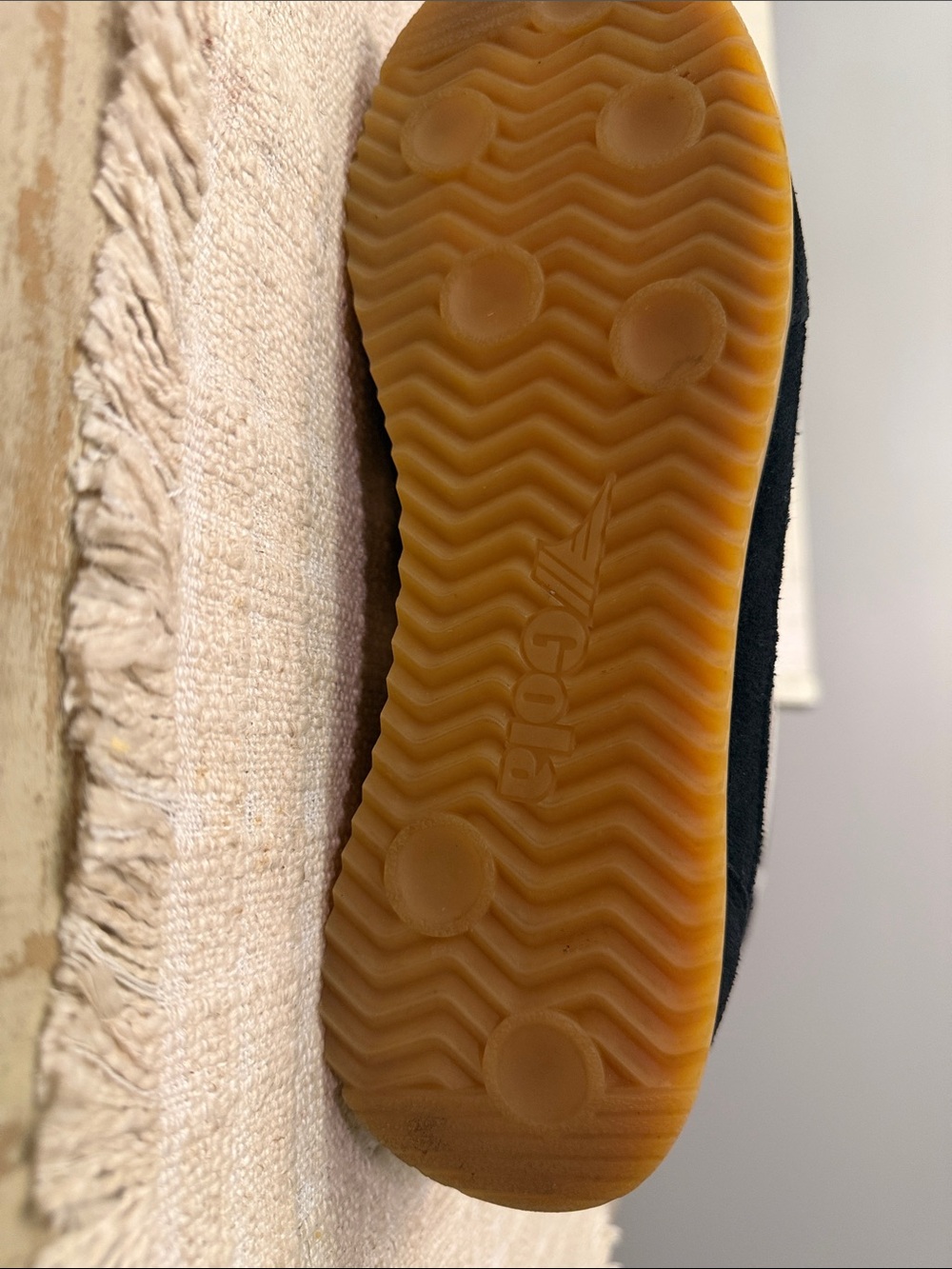 Gola Black White Gum Classic Trainer - Picture 3 of 8
